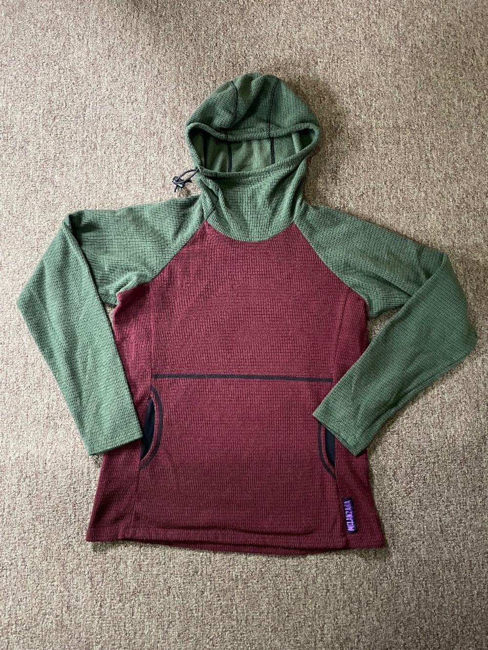 Melanzana V1 Hoodie. Women’s Small, EUC